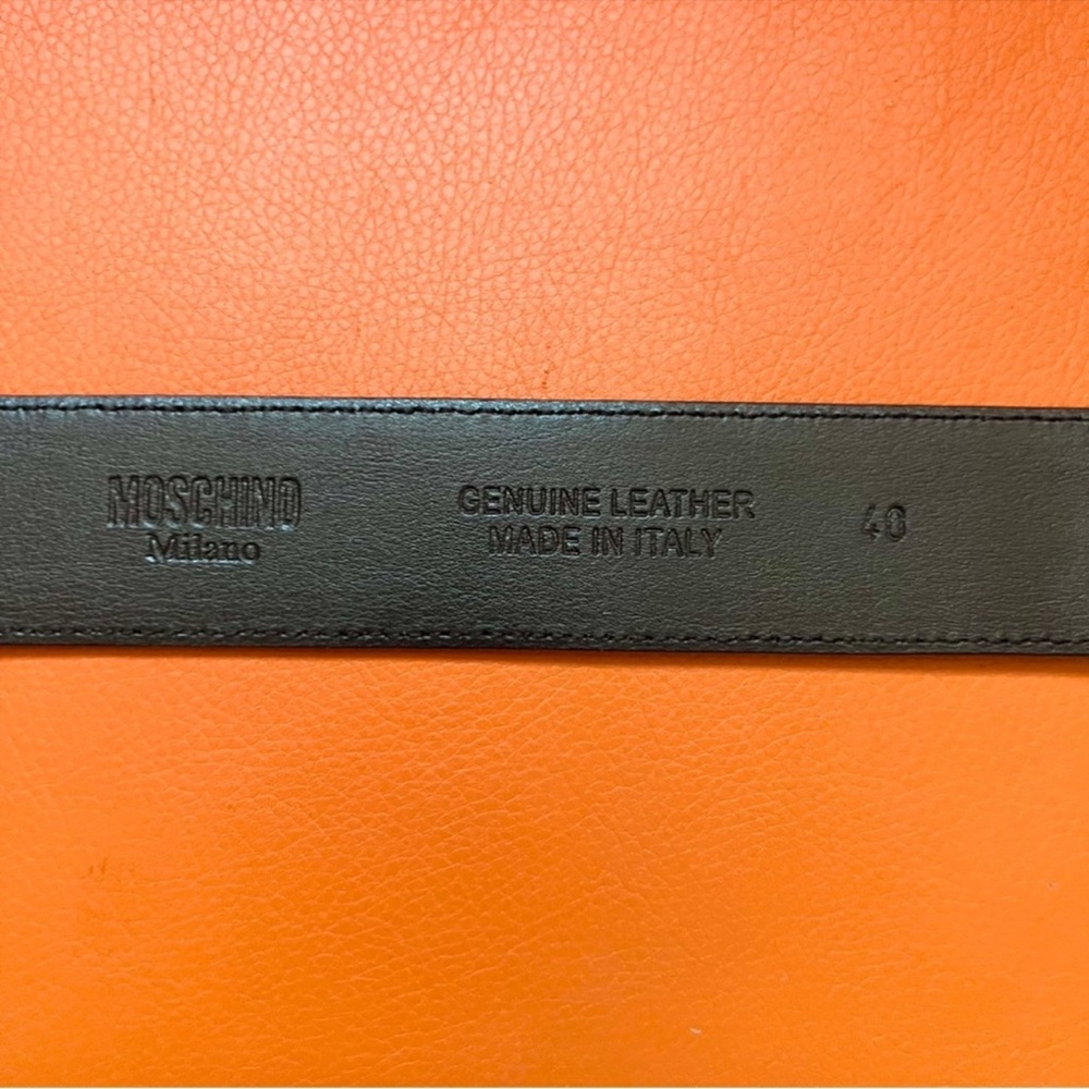 New! MOSCHINO Logo Butch Lettering Leather Belt - Picture 7 of 8